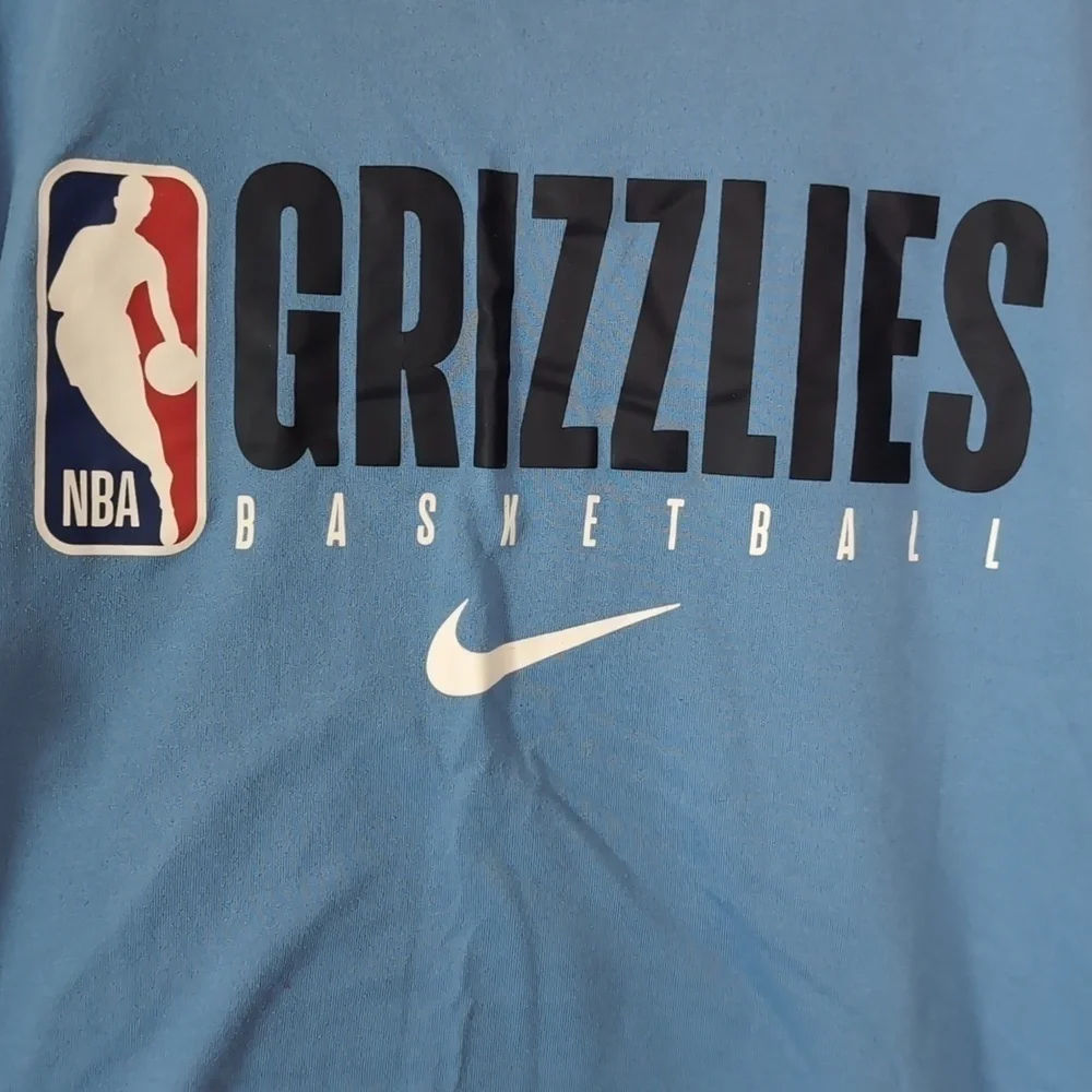 Nike NBA Grizzlies Light Blue Tee Size Small